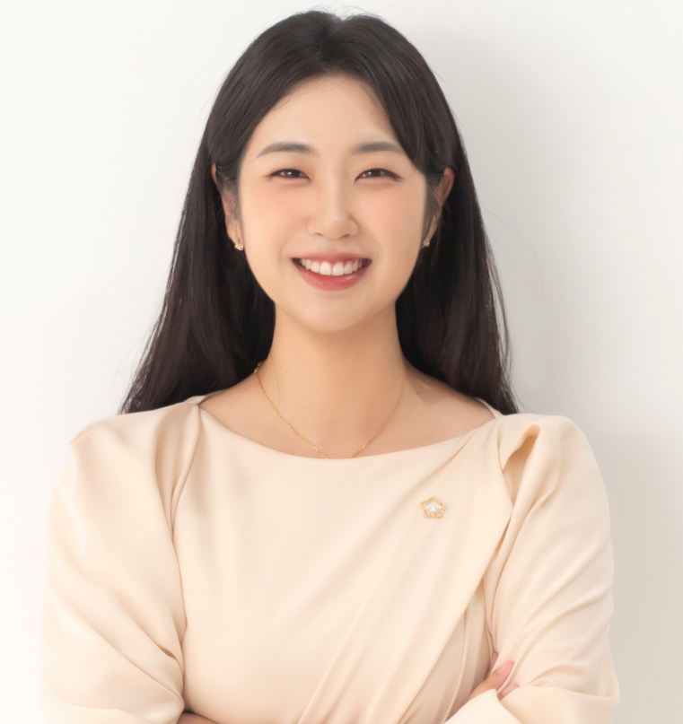 자문위원 김민경